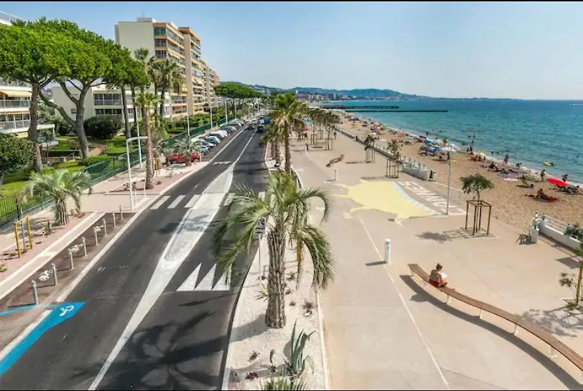 Apartment Mondello Hotellerie&Consultant : Appartement De Standing 47M2 Avec Piscine Cannes